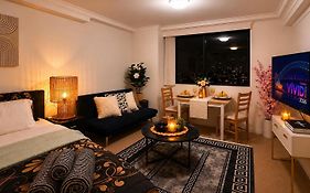 City At Your Doorstep, Close To All Transports, King Bed, Great Feedback
